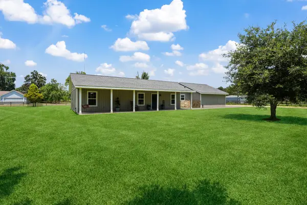 28081 Ivy Oaks Lane, Splendora, TX 77372