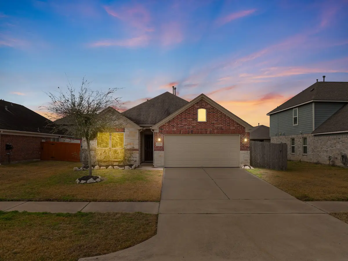 2926 Country Clearing Lane, Rosenberg, TX 77471 - #1