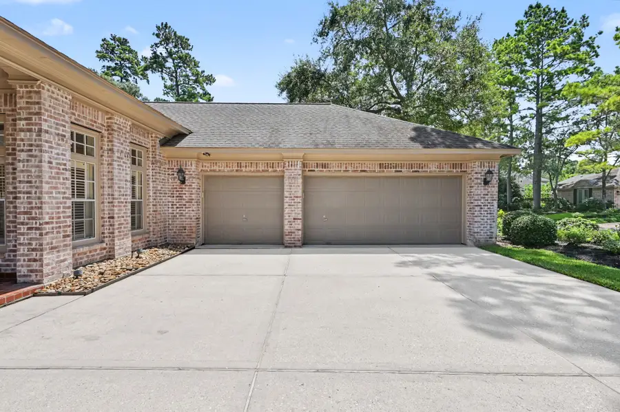 22 N Castlegreen Circle, The Woodlands, TX 77381 - #3
