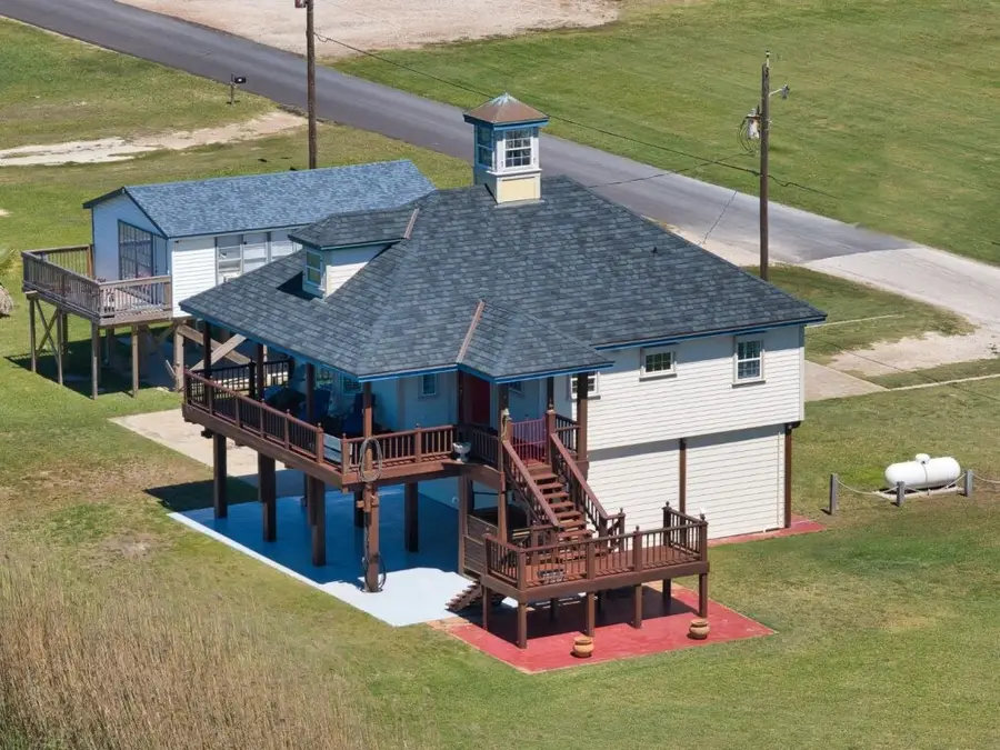 203 Francis Cove, Surfside Beach, TX 77541 - #2