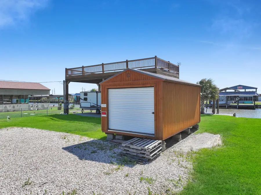 1515 Mabry Street, Gilchrist, TX 77617 - #3