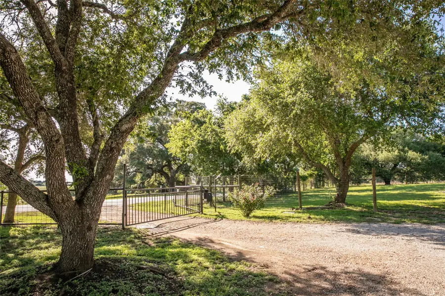 8660 Cedar Hill Road, Brenham, TX 77833 - #2