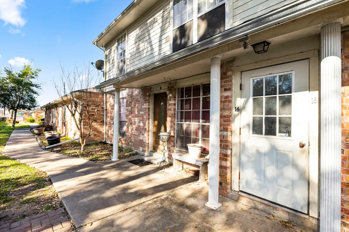 1300 Eagle Lake Road #16, Sealy, TX 77474 - Image #1