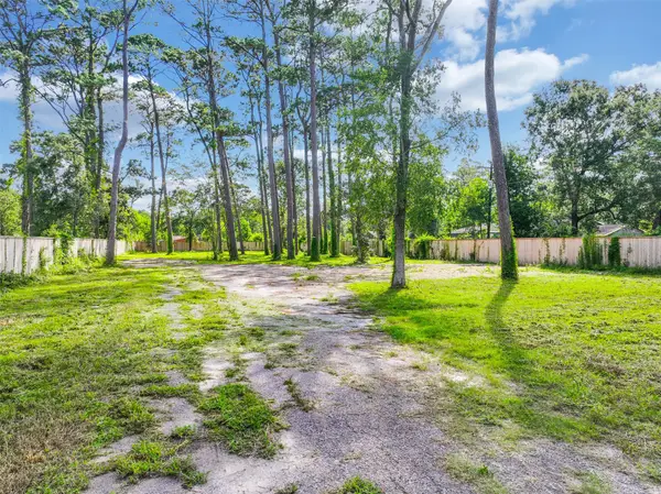 3219 Oak Drive, Dickinson, TX 77539