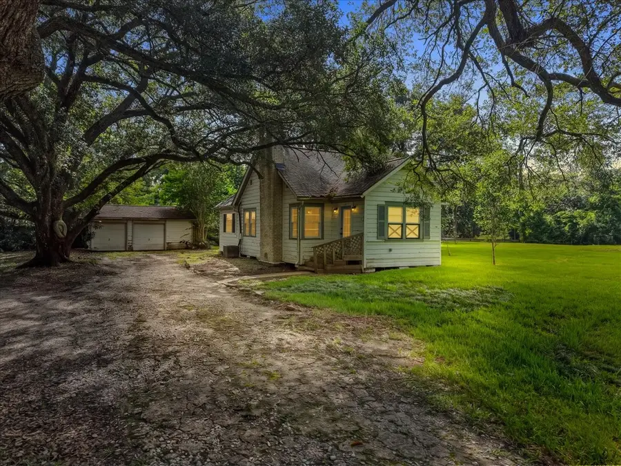 1717 Oleander Drive, Dickinson, TX 77539 - #2