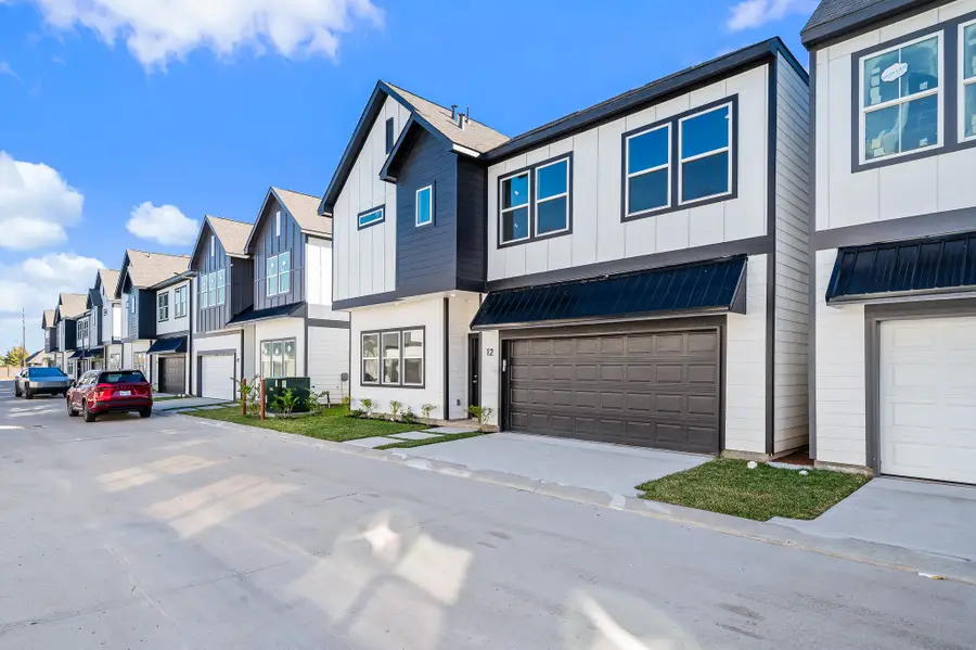 6702 Metro Boulevard #12, Houston, TX 77083 - Image #2