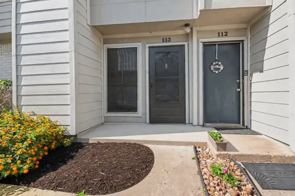 3919 Fairmont Parkway #113, Pasadena, TX 77504