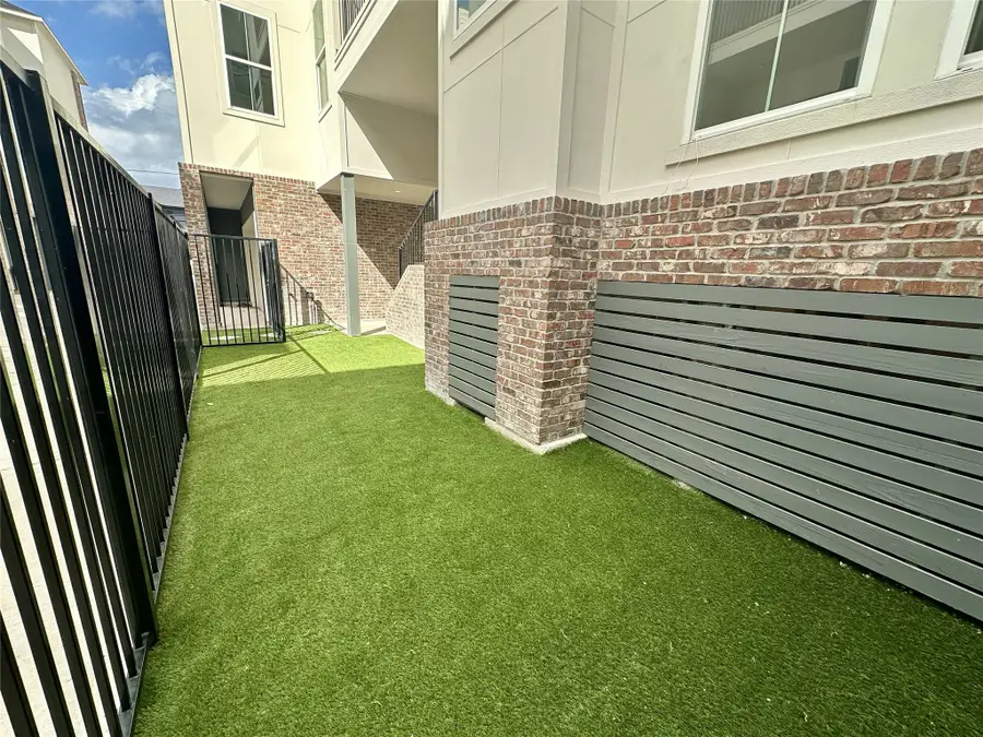 1138 W 16th Street, Houston, TX 77008 - #3