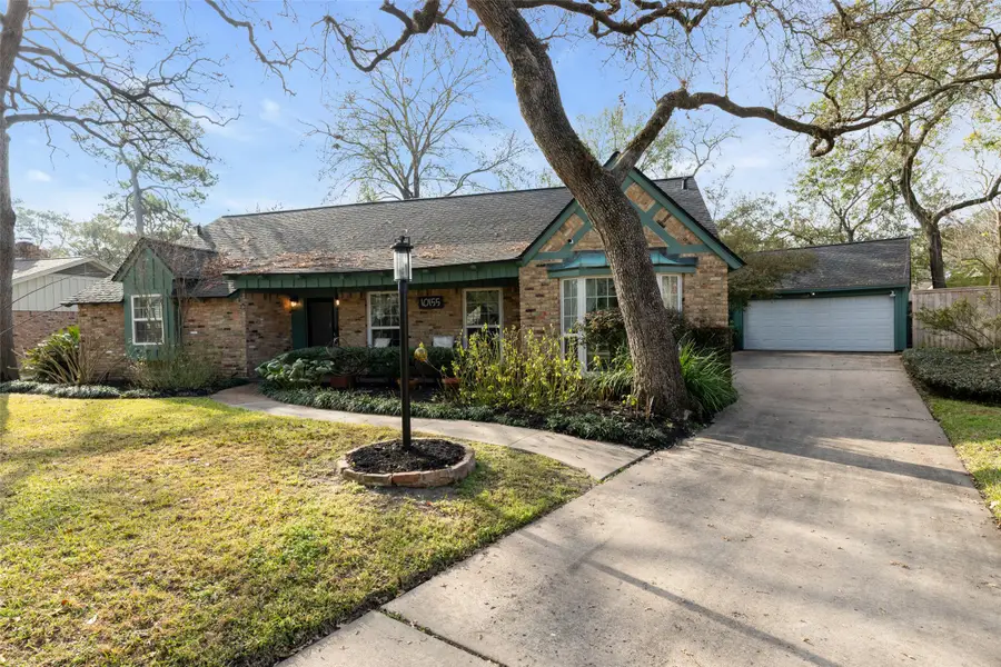 10155 Hazelhurst Drive, Houston, TX 77043 - #2