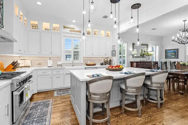 1202 Walton Street, Houston, TX 77009