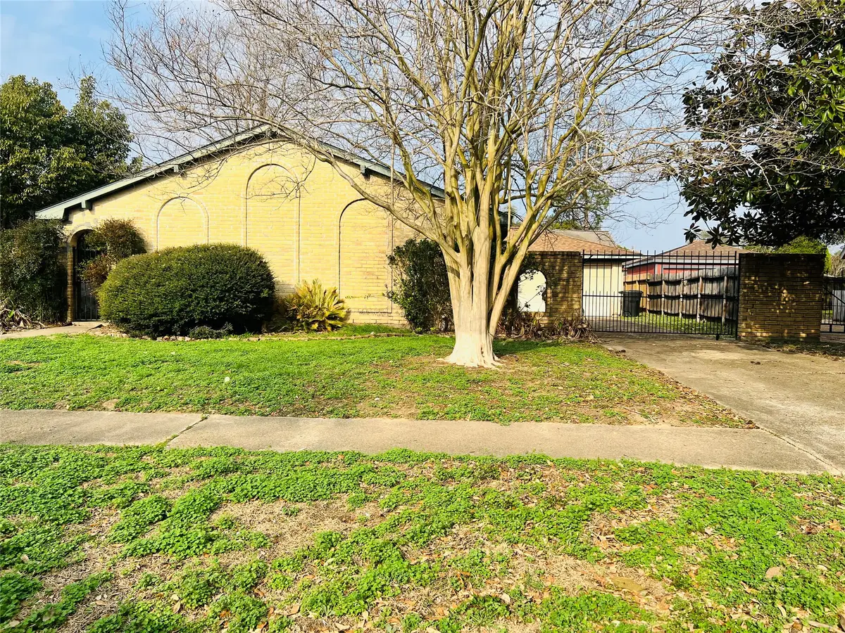 12614 Hunting Briar Drive, Houston, TX 77099 - #1