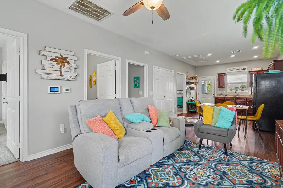 710 35th Street, Galveston, TX 77550 - #3