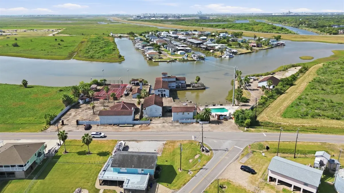 1500 Blue Water Drive, Freeport, TX 77541 - #1