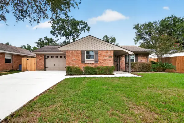 6718 Carvel Lane, Houston, TX 77074
