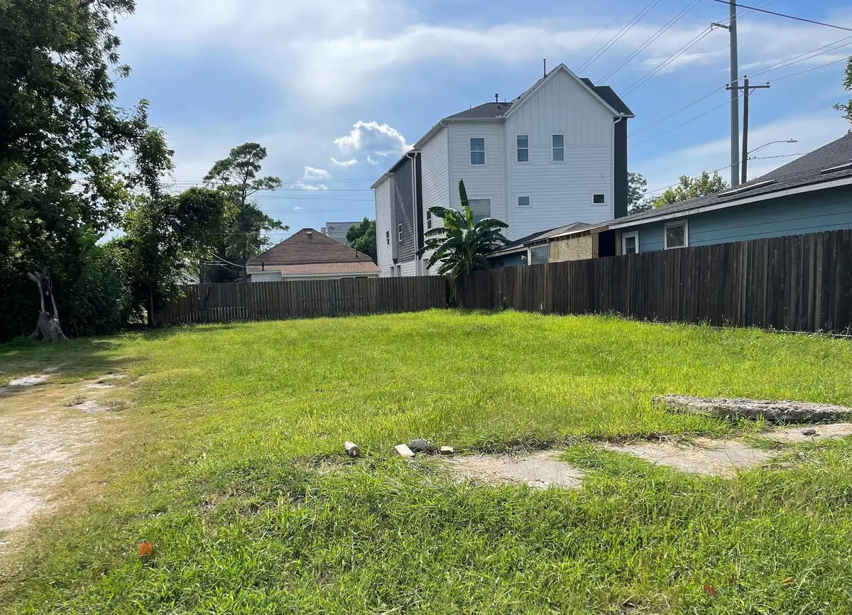 2417 Mckee Street, Houston, TX 77009 - #1