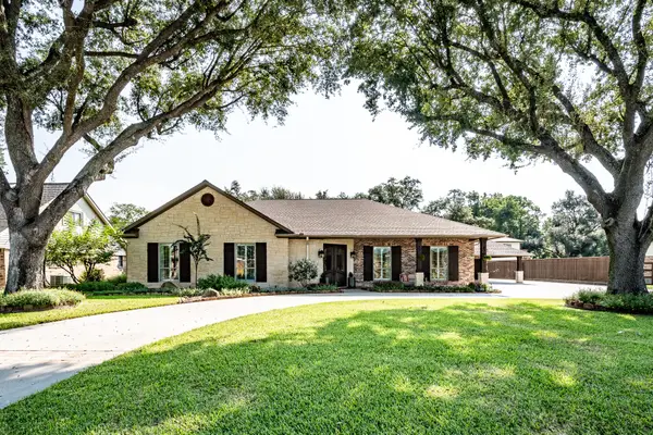 2613 Luella Avenue, Deer Park, TX 77536