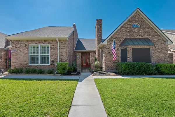 707 Walker Street, Bryan, TX 77802