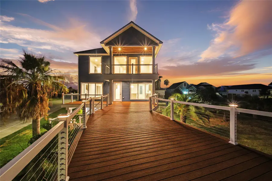 243 Bamaku Bend, Tiki Island, TX 77554 - #3