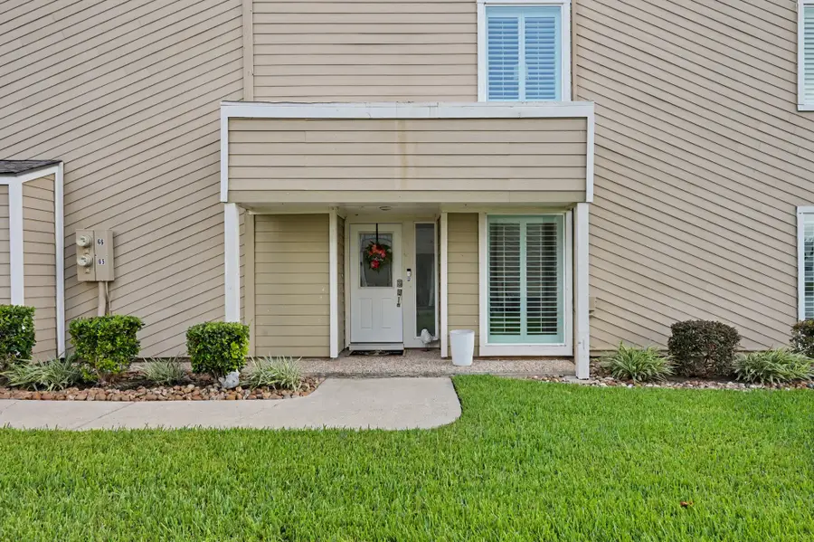 65 April Point Drive S, Montgomery, TX 77356 - #2