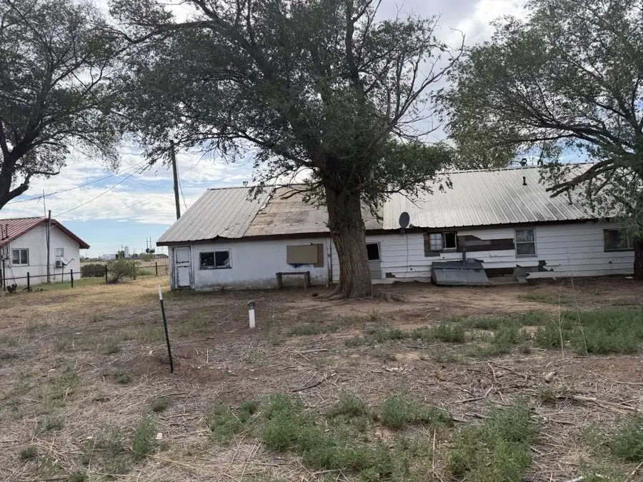 306 Denver Avenue, Channing, TX 79022 - #3