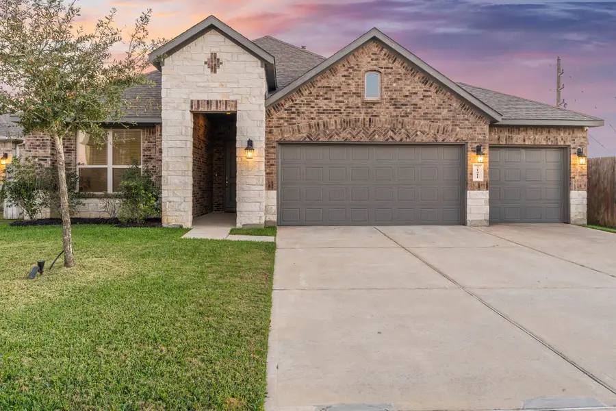 31411 Calle Linda Drive, Hockley, TX 77447 - Image #2