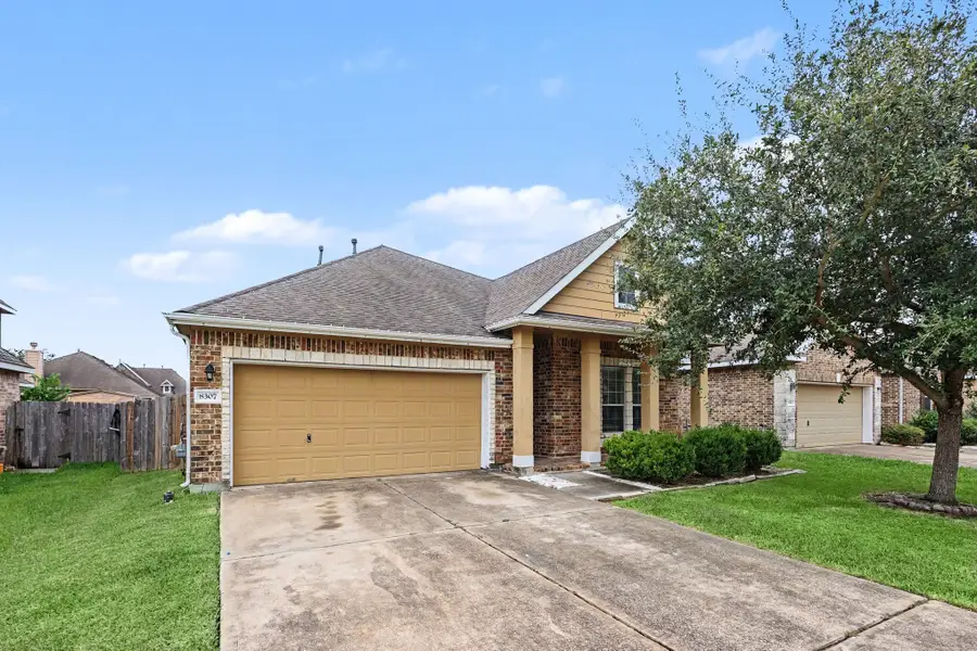 8307 Mandalay Bay Drive, Baytown, TX 77523 - #2