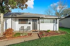 905 Ivy Avenue, Deer Park, TX 77536 - #2