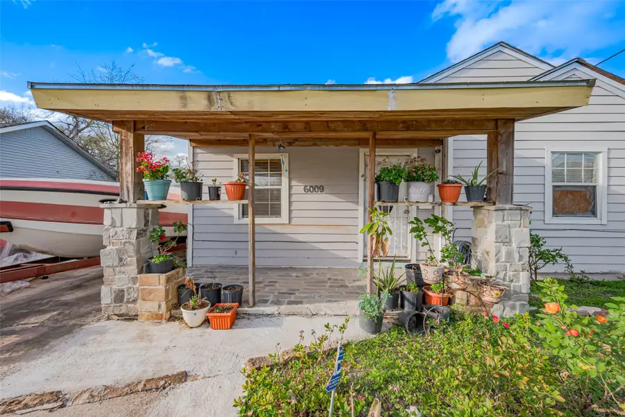 6009 Crane Street, Houston, TX 77026 - Image #2