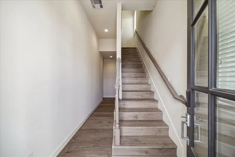 728 Carriage Knolls Drive, Houston, TX 77008 - #2