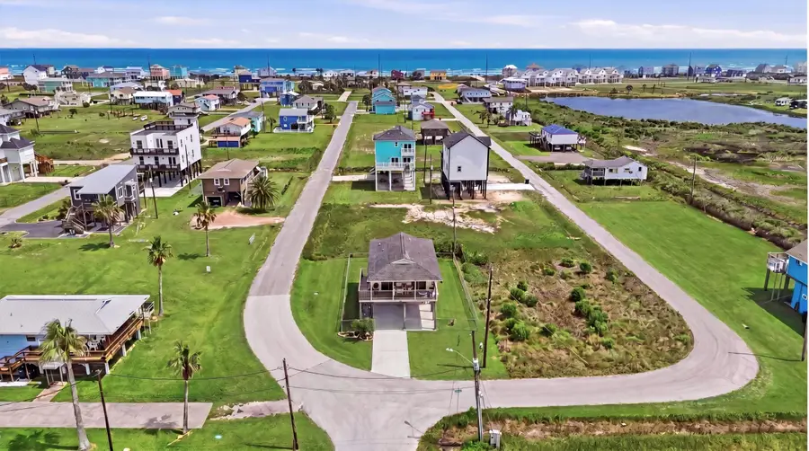 4014 6th Street, Galveston, TX 77554 - #3