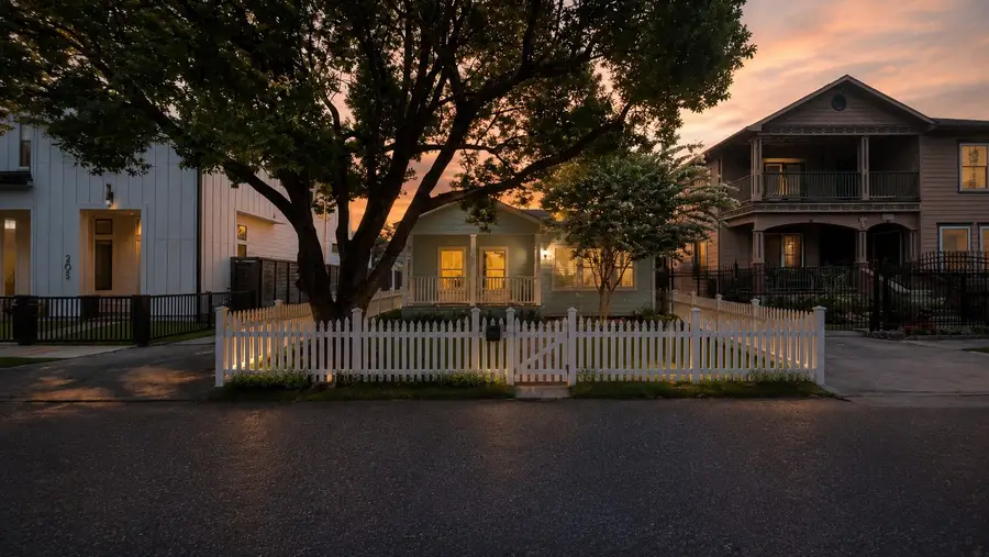 207 Tabor Street, Houston, TX 77009 - #2