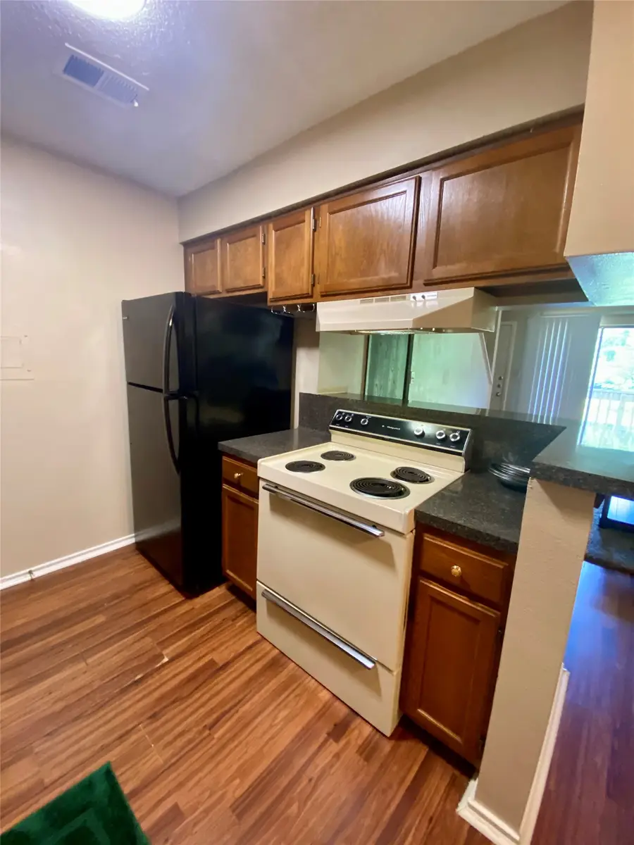 2501 Gulf Freeway #256D, Dickinson, TX 77539 - Image #3