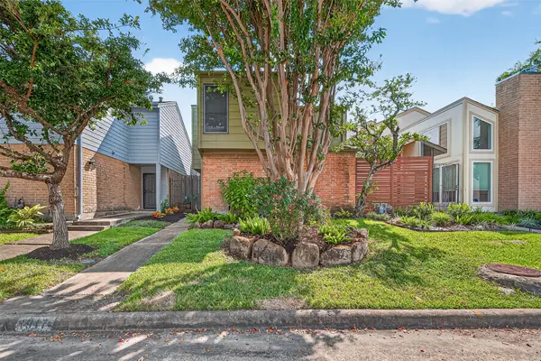 1917 Trixie Lane, Houston, TX 77042