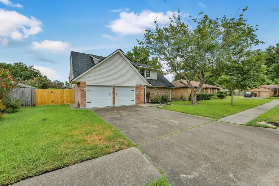513 S Crockett Street, Deer Park, TX 77536 - #3