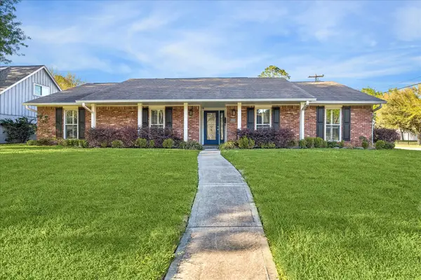 10602 Del Monte Drive, Houston, TX 77042