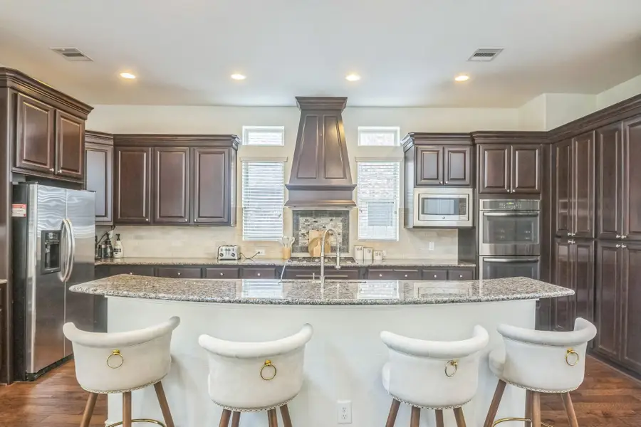 47 Chestnut Meadow Drive, Conroe, TX 77384 - Image #3