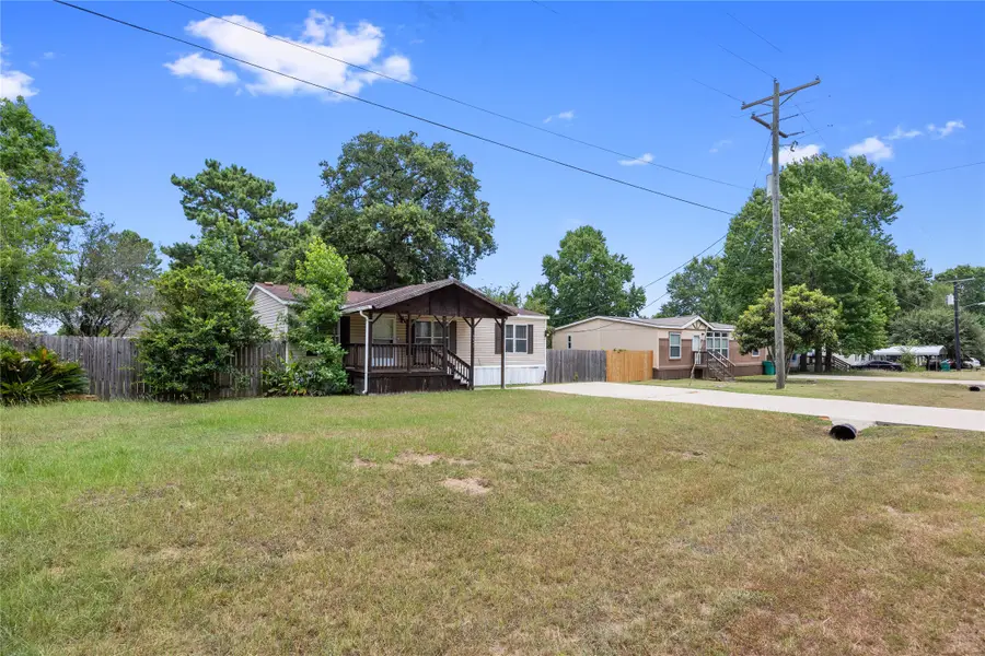 9642 Live Oak Trail, Willis, TX 77318 - #2