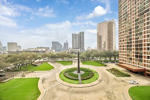 5100 San Felipe Street #74, Houston, TX 77056