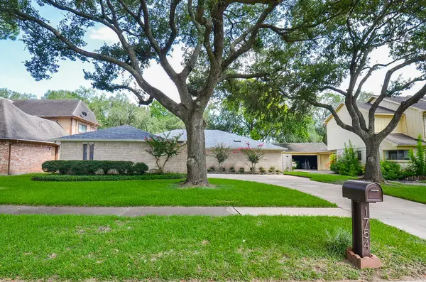 1754 Carriage Way, Sugar Land, TX 77478