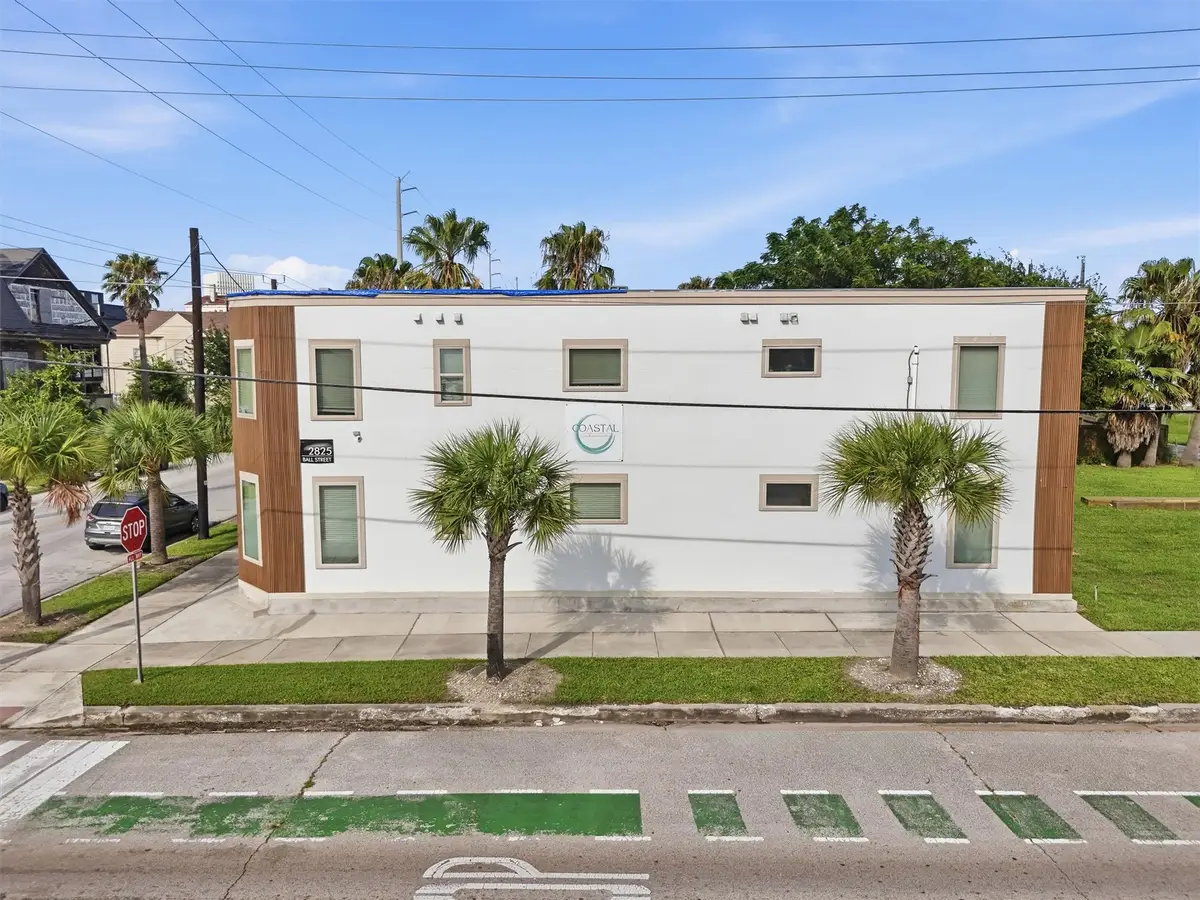 2825 Ball Street, Galveston, TX 77550 - #1