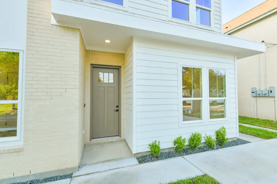 164 Wallace Street, Houston, TX 77022 - Image #2