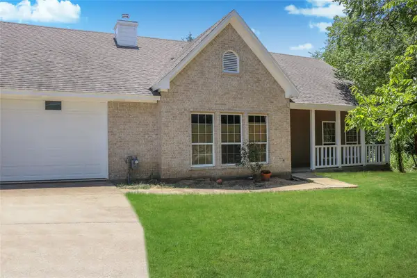 201 E Ward Drive, Robinson, TX 76706