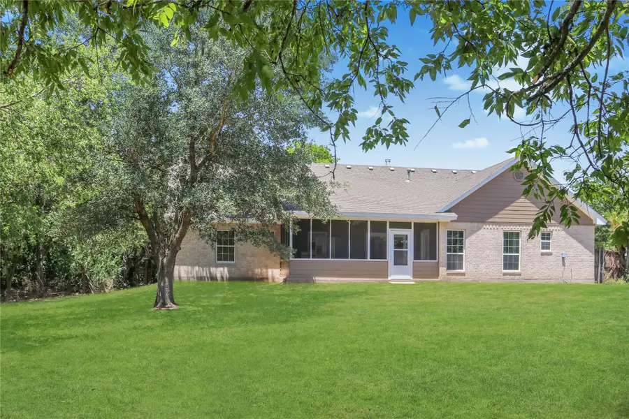201 E Ward Drive, Robinson, TX 76706 - #2
