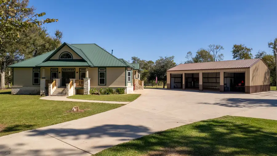 3998 County Road 612, Angleton, TX 77515 - Image #3