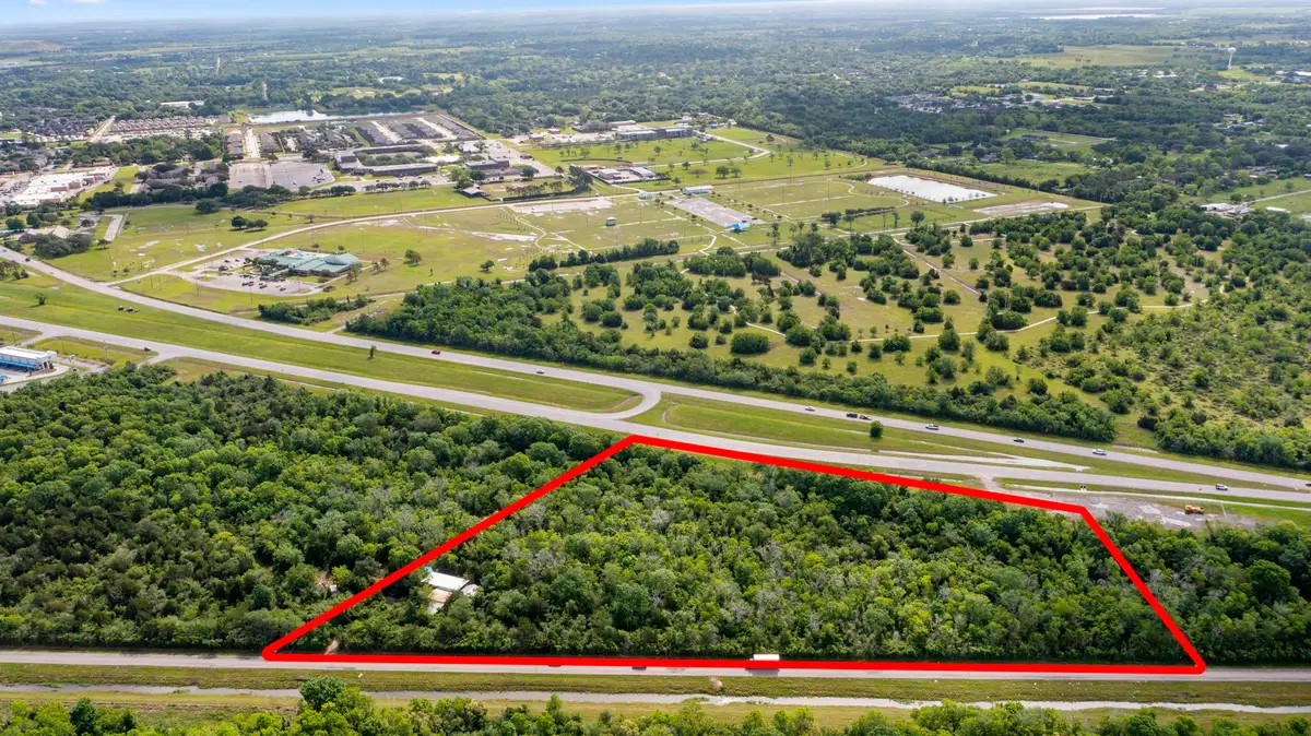 002 Johnston Street, Alvin, TX 77511 - #1