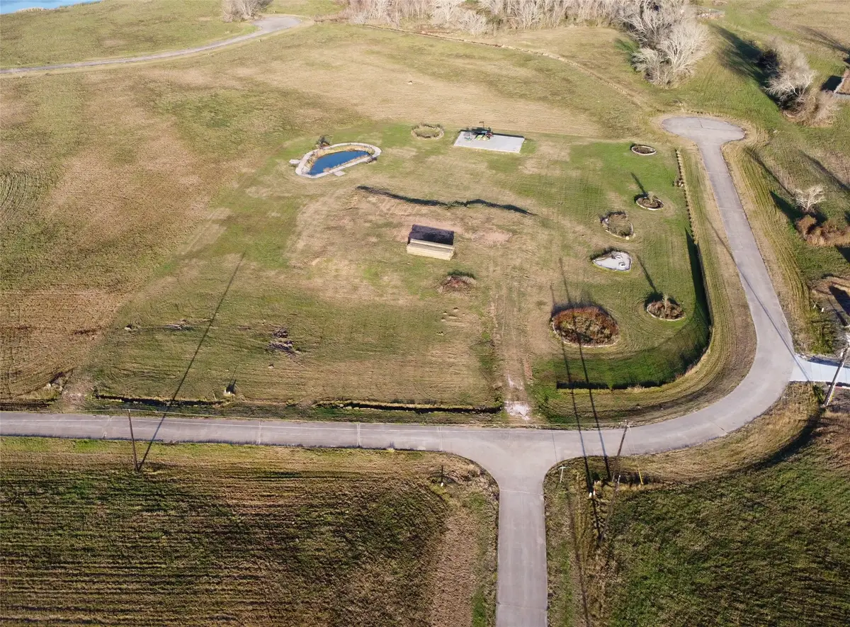 225 Cripple Creek Lane, Angleton, TX 77515 - #1