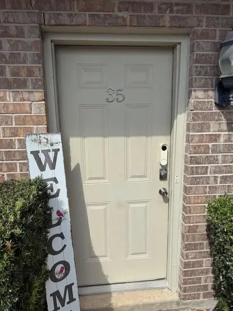 6111 Beverly Hill Street #35, Houston, TX 77057