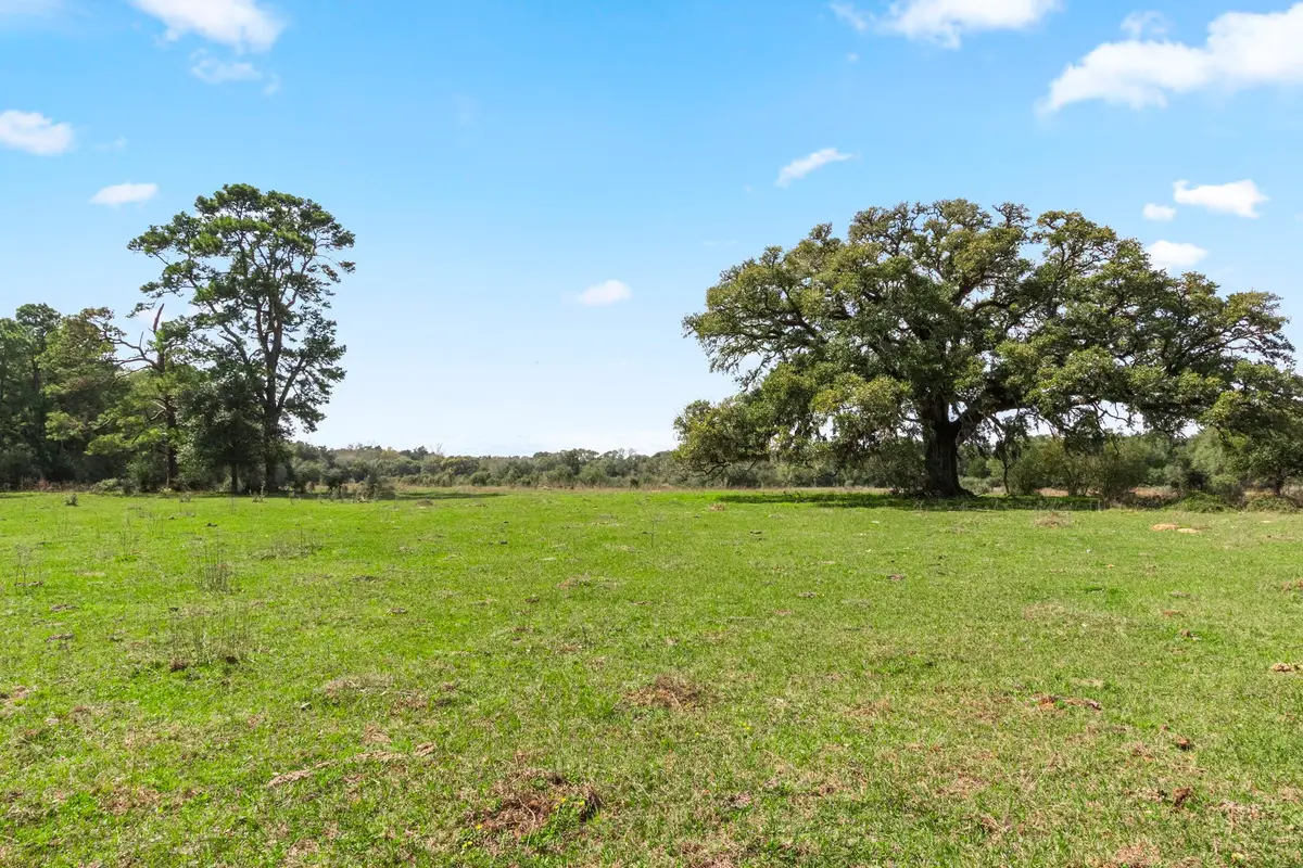 000 Frelsburg Road, Alleyton, TX 78935 - Image #1