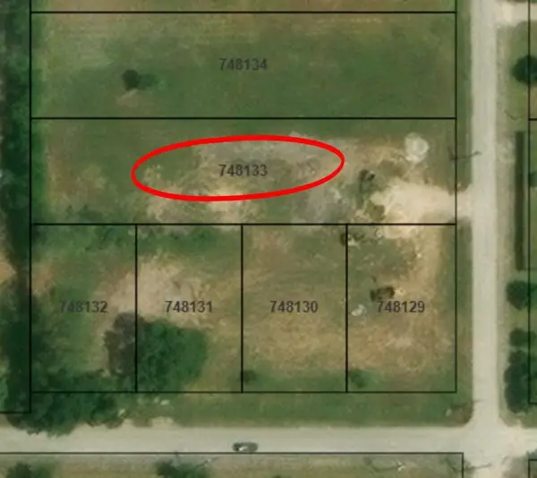 000 Avenue S, Santa Fe, TX 77510