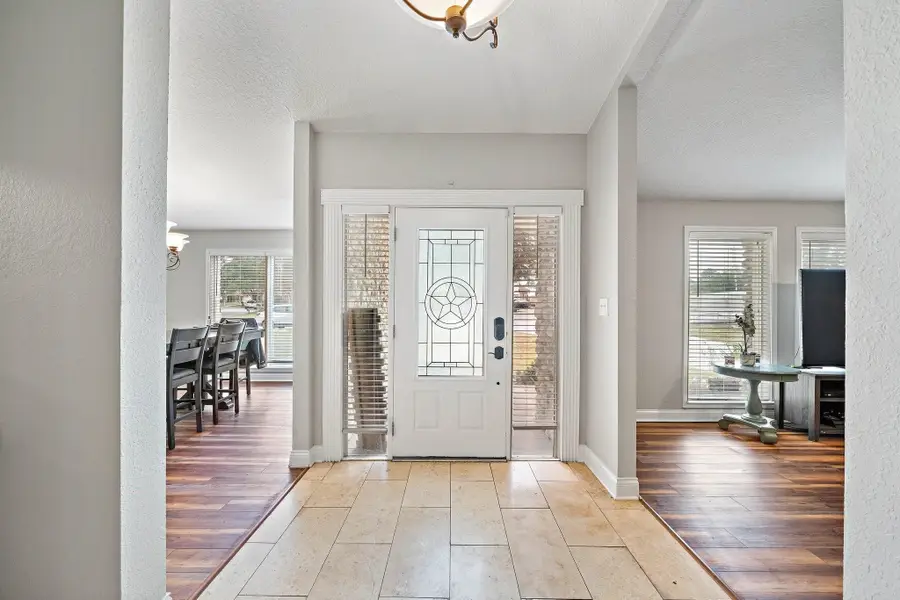 101 Old Bayou Drive, Dickinson, TX 77539 - Image #2